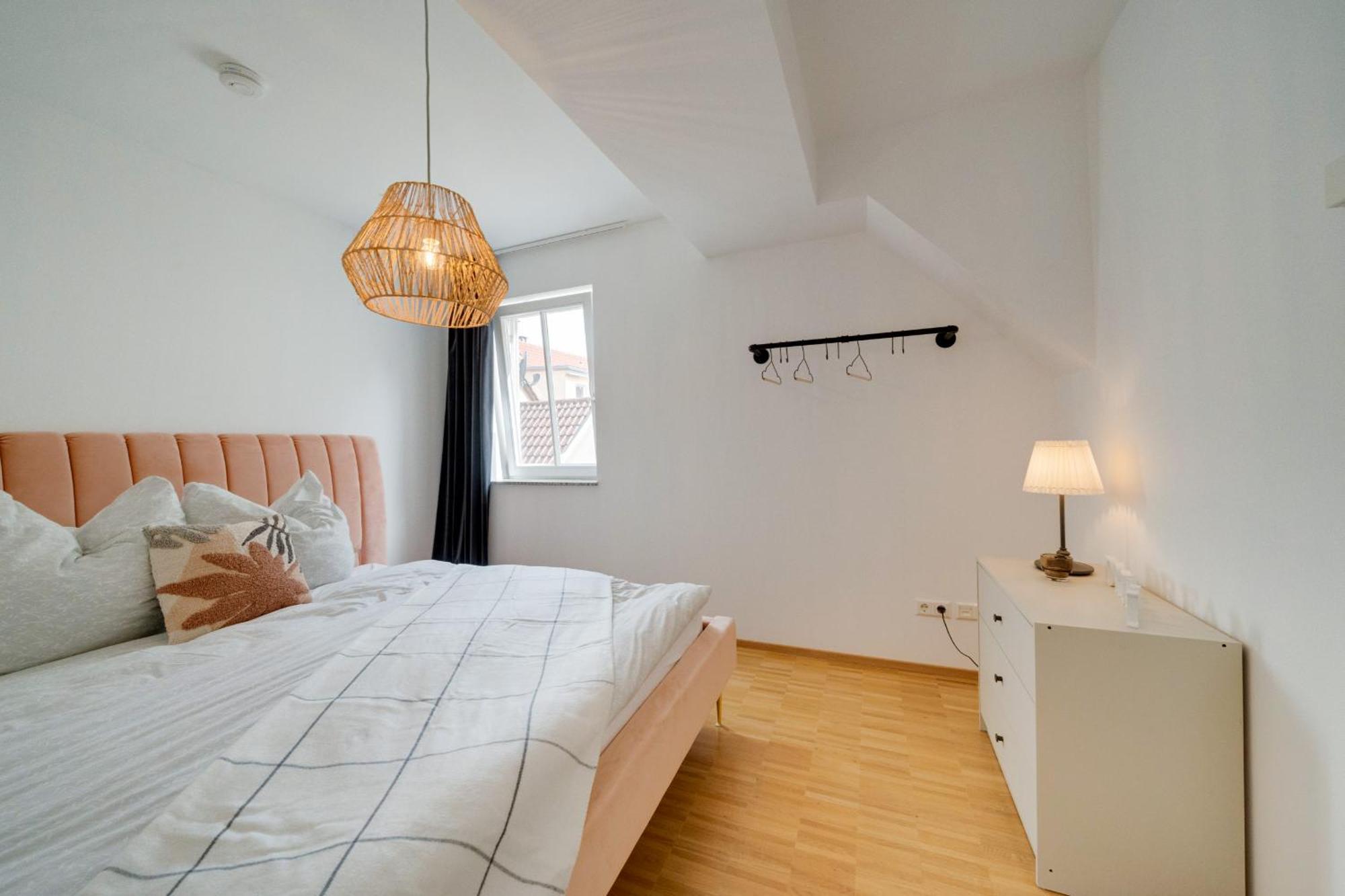 Altstadt Apartment 2 Zimmer Am Weibermarkt ريوتلنجن المظهر الخارجي الصورة